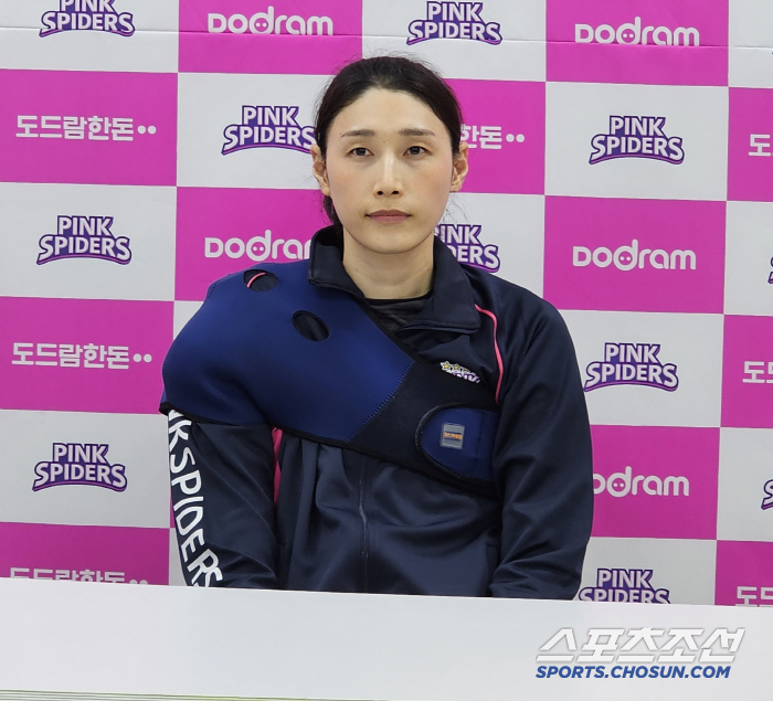 '37세 생일→우승 확정 파티?' 김연경의 일침 "쉬는날 회사에서 부르면…