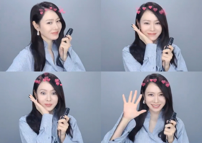 '현빈♥' 손예진, 반달 눈웃음 여전하네..43세 아들맘 안믿겨