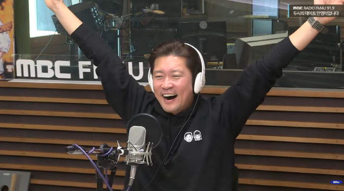 MBC 떠나고 MC몽 품으로 김대호 “100억 벌면 은퇴” 폭탄 발언 (…