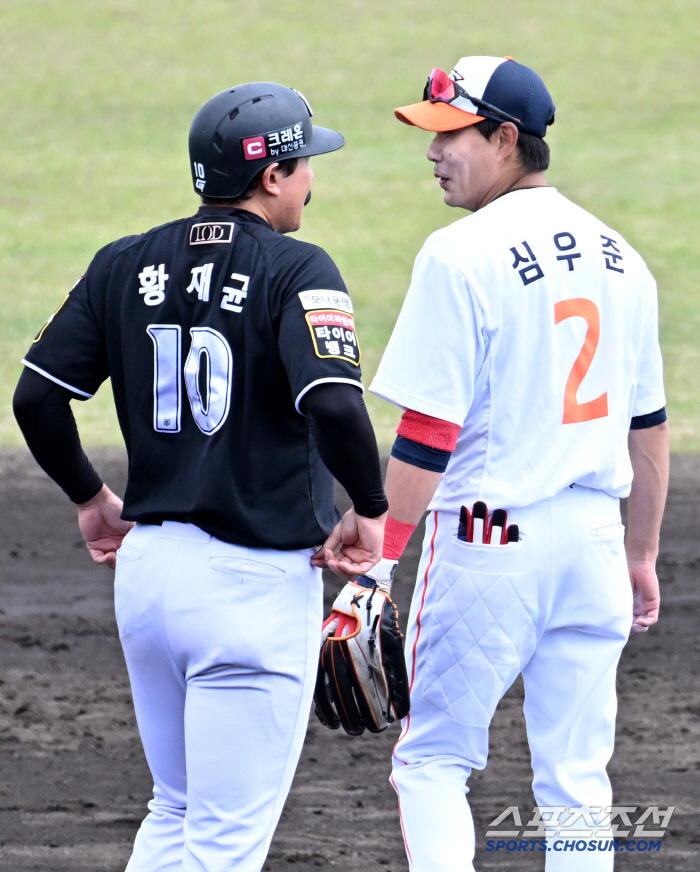 "돈값 해라"…50억원+78억원에 떠난 제자, 무심하지만 따뜻했던 사령탑…