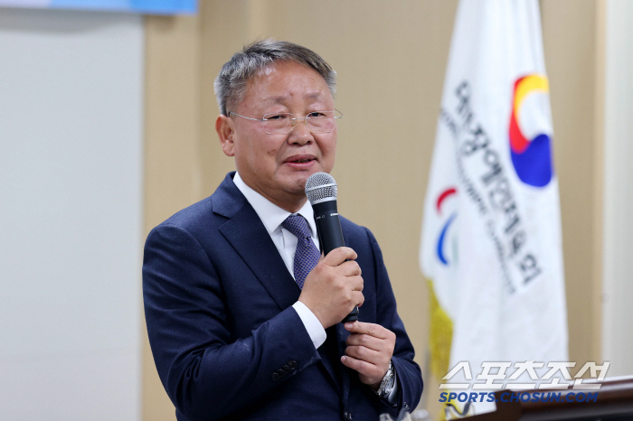 "4년의 열정과 헌신" 양충연 사무총장X박종철 선수촌장 아름다운 퇴임식 …