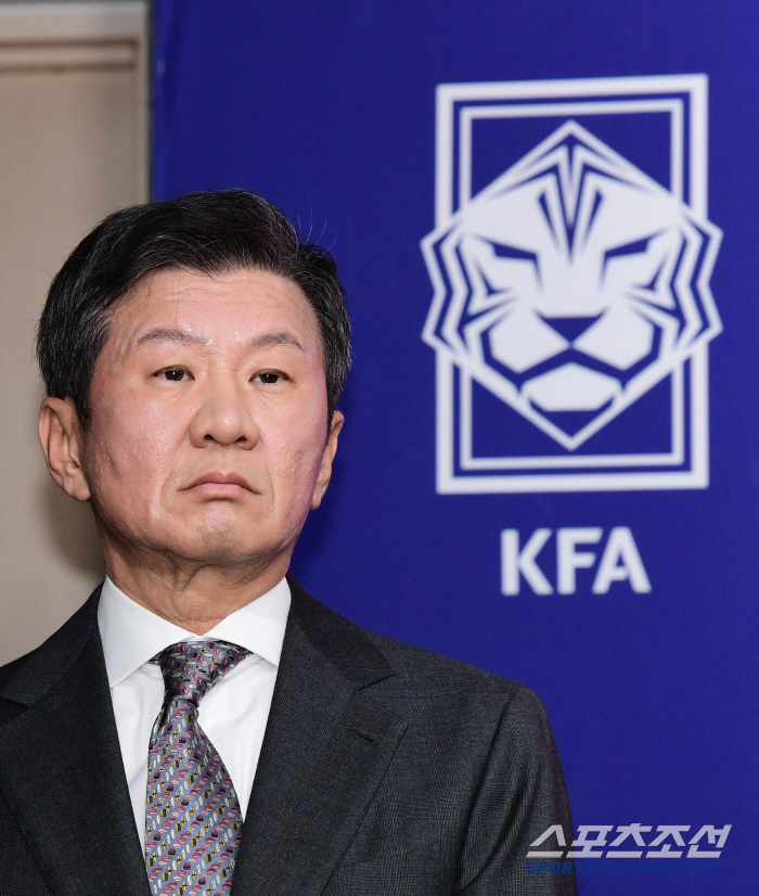 "쉽지 않은 도전" 축구계 85%는 왜 정몽규 회장을 지지했나, 그들의 …