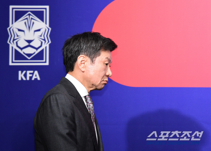 "쉽지 않은 도전" 축구계 85%는 왜 정몽규 회장을 지지했나, 그들의 …