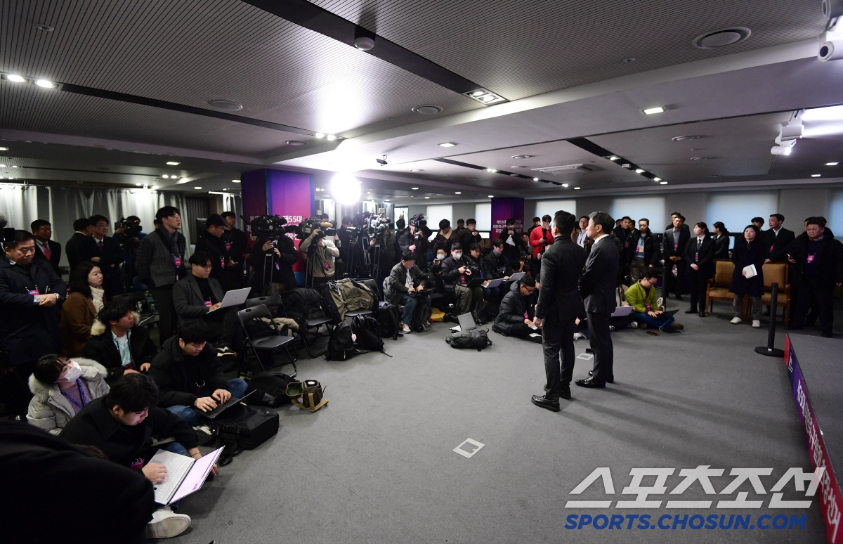 [김성원의 센터서클]정몽규 회장의 새로운→마지막 4년, 다시 찾은 '초심…