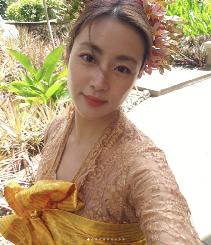 '20kg 감량' 강소라, 과감 비키니→♥훈남 한의사 남편+딸 얼굴 공개