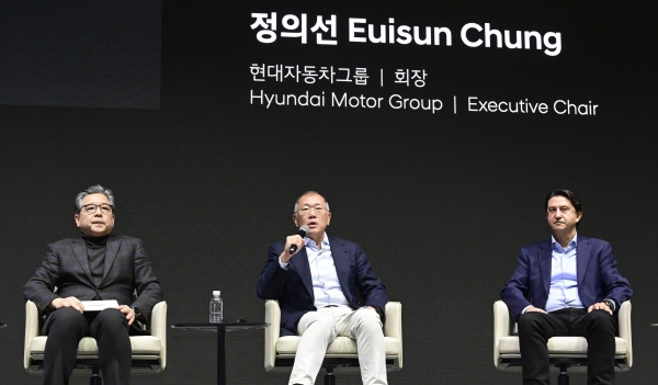 현대차 첫 외국인 CEO, 호세 무뇨스 사장..모터트렌드 2025 올해의 인물