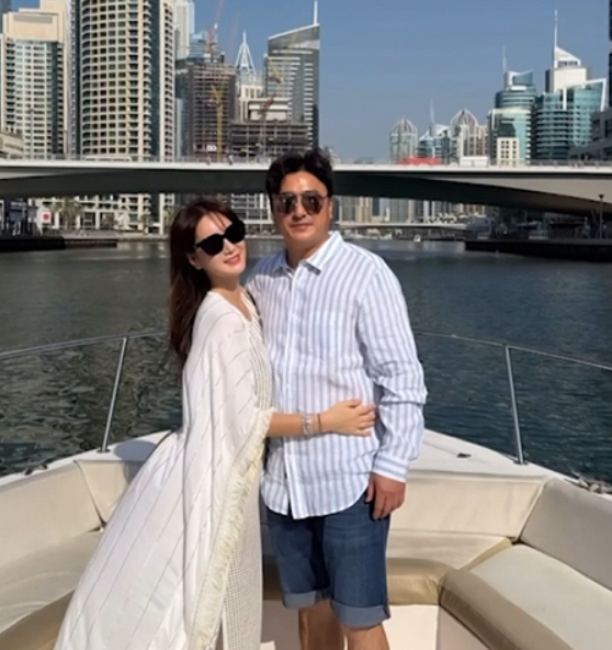 '1박에 1억' 안정환♥이혜원, 두바이 여행서 금까지 샀다 '럭셔리' (…