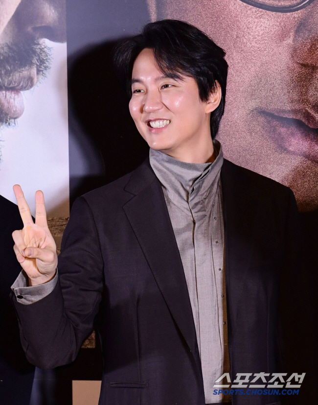 [공식] 김남길, 행보 꾸준하네..서경덕 교수와 독립운동가 윤동주 다국어…