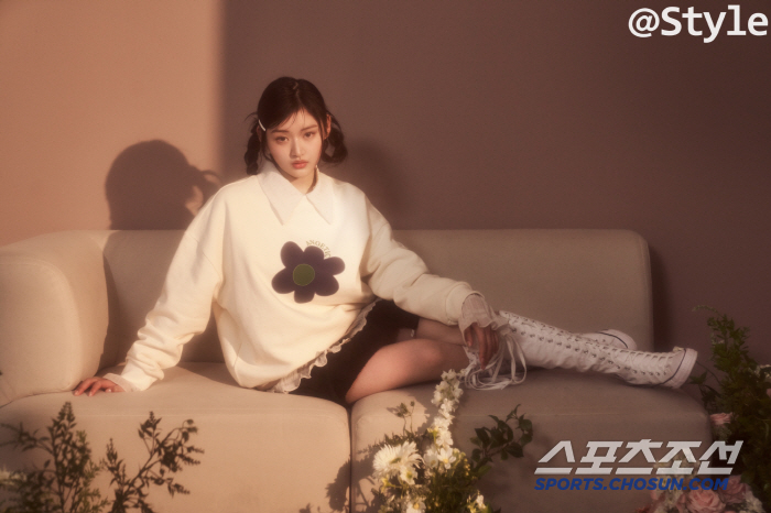"요정이야 여신이야?" 아테나와 샤넬의 판타지 콜라보 "이 조합 미쳤다"