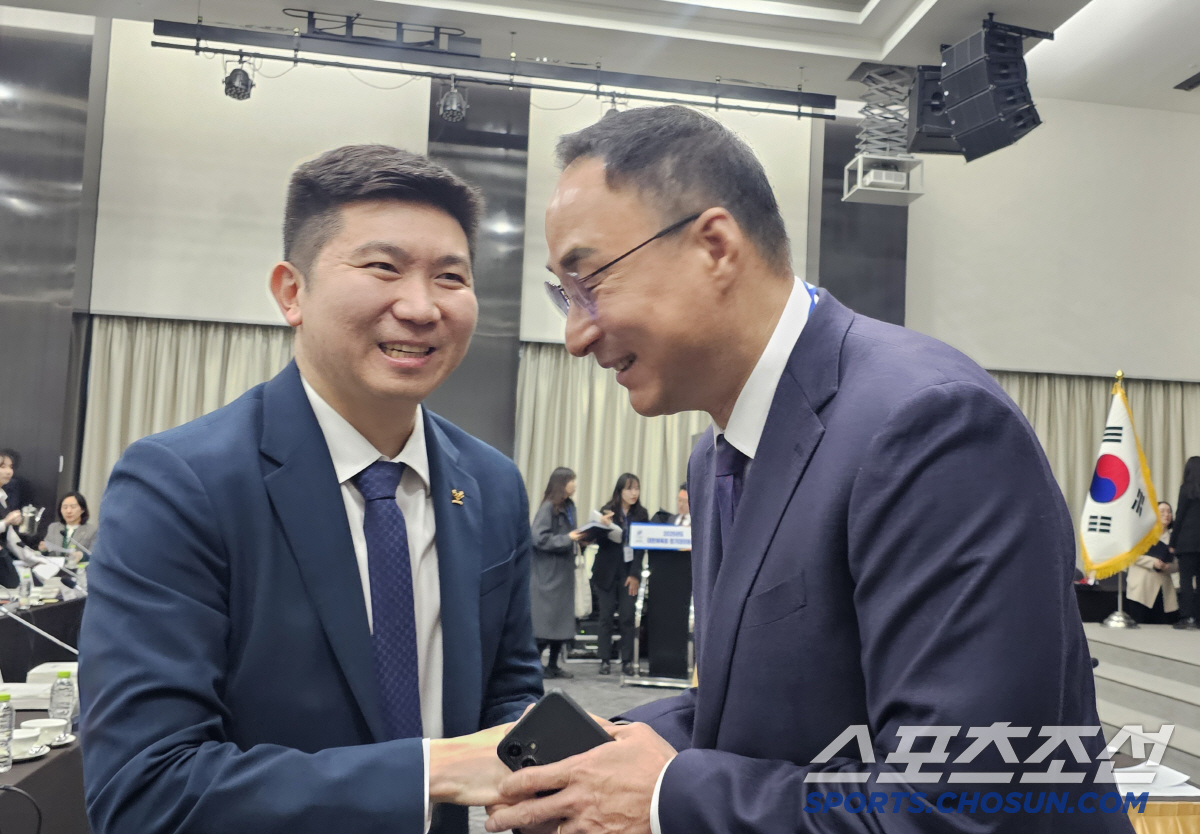 "체육인 모두가 자긍심 가질 수 있도록" 유승민 대한체육회장,첫 대의원총…