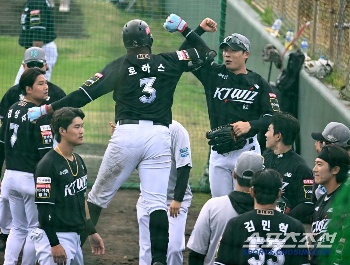 '연습용 아냐?' 26홈런 강백호-32홈런 로하스가 1,2번이라니... …