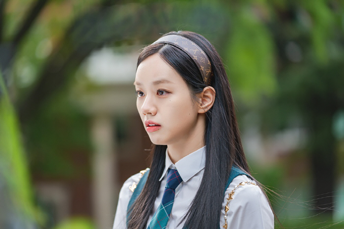 이혜리 '벤츠녀' 됐다..명품 휘감고 ♥에 직진('선의의 경쟁')