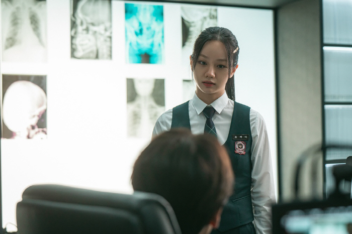 이혜리 '벤츠녀' 됐다..명품 휘감고 ♥에 직진('선의의 경쟁')