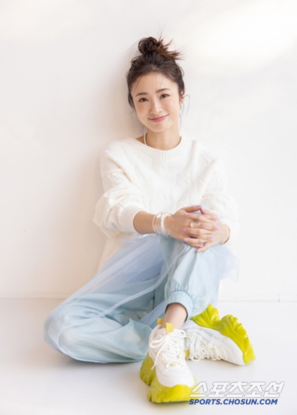 소프트뱅크 역사와 함께 간다, 20년 전 첫 개막전 시구하고 20주년 시…