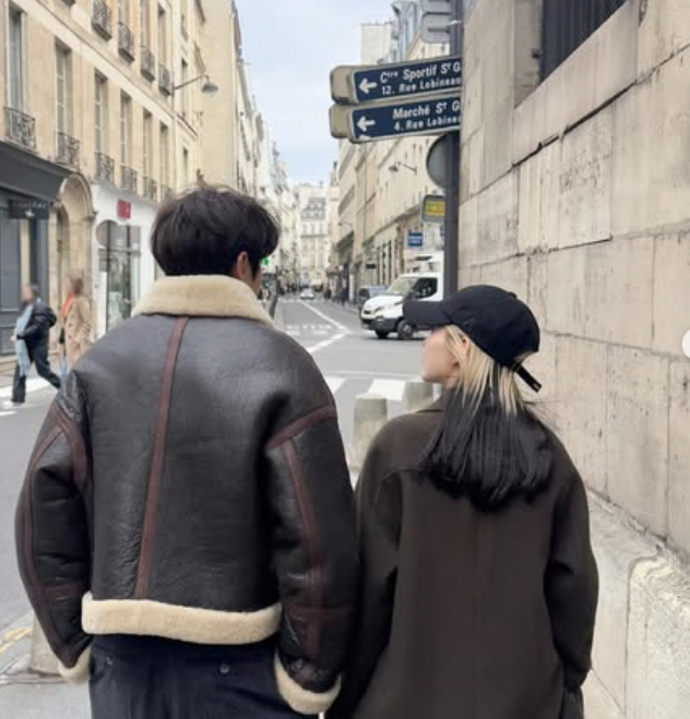 박보영♥최우식, 해외 길거리 '비밀 데이트' 포착...동료 배우도 응원한…