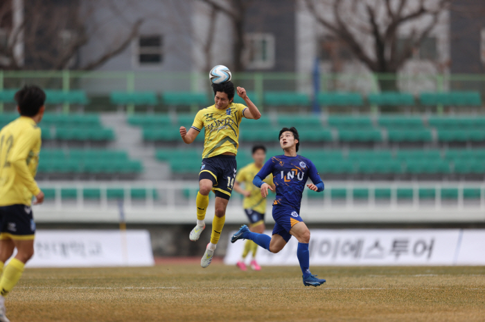 [대학축구]정진혁의 전주대, 인천대 1-0 잡고 한 풀었다 '창단 첫 우…