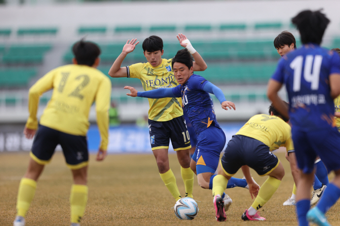 [대학축구]정진혁의 전주대, 인천대 1-0 잡고 한 풀었다 '창단 첫 우…