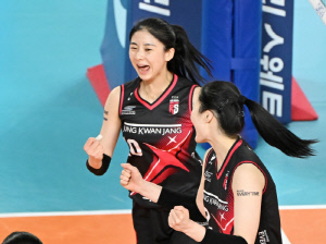 '김 다 빠진 빅매치?' 이선우 폭발한 정관장, 1위 확정 흥국생명에 대역전극[대전 리뷰]