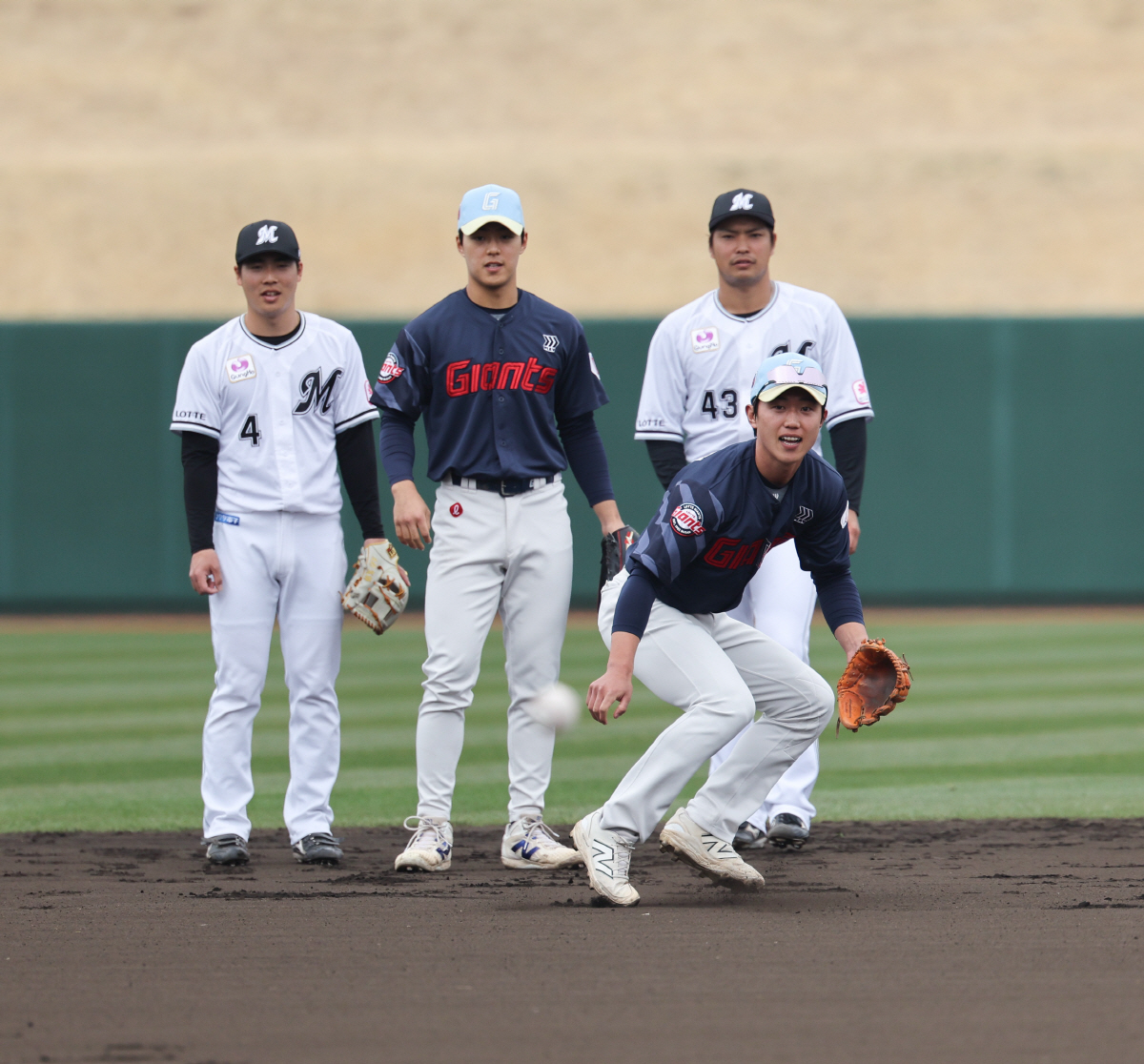 '재계 6위' 롯데그룹 후계자 스캠 출격! 묵직한 메시지 "올해는 가을야…