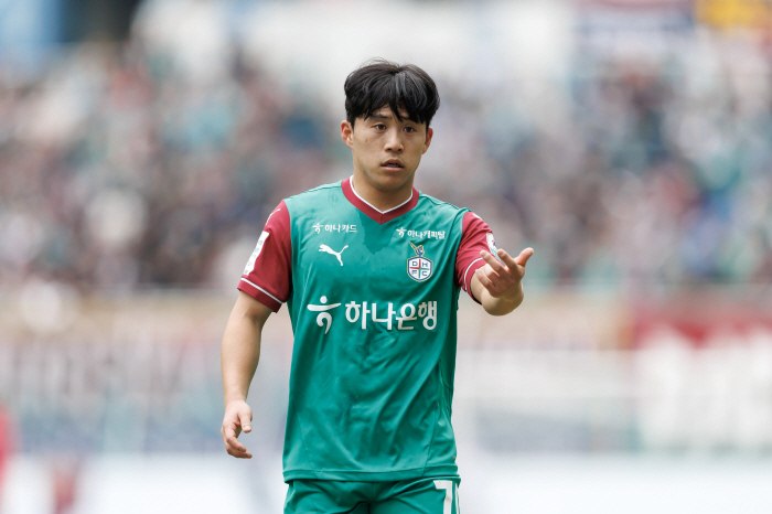 [K리그1 리뷰]'역시 해결사' 주민규, '87분' 결승 축포→홈 첫 승…
