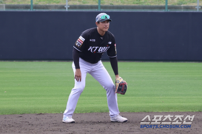 '154km 신인 마무리가 9회 투런포에 무너지다.' 21이닝 무실점 끝…