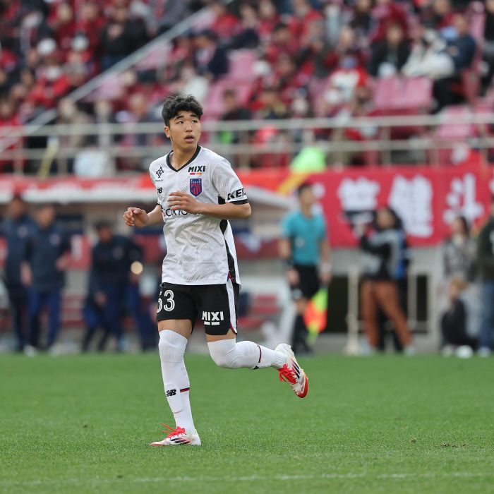 '이강인-쿠보 넘을 亞 초신성 예고' 日 대표팀 감독도 "미래를 책임질 …