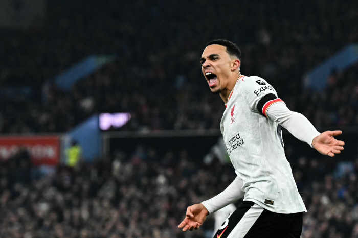 EPL 우승 후 공중분해? "두 명은 남고, 한 명은 떠날 것" 이적시장…