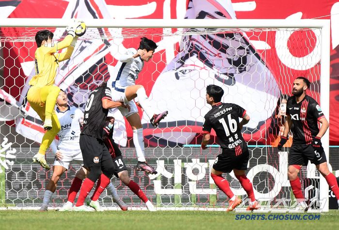 '둑스까지 넣었는데' 서울-김천, 빈공 끝에 0-0 무승부[K리그1 현장…