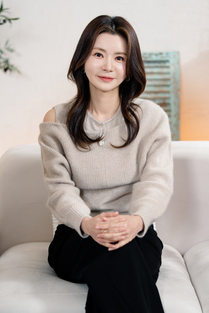 ‘솔로라서’ 장서희 “김숙이 예능 많이 하라고, 시즌1 보면서 같이 울었…