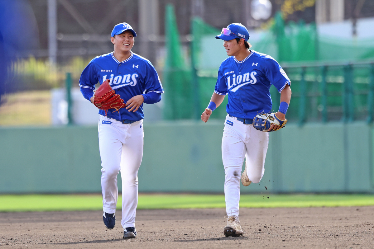 '152㎞ KKK 쇼' 오키나와 센세이션, 오승환→김택연의 길을 간다..…