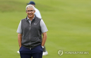 대통령도 나섰는데 PGA 투어 커미셔너 