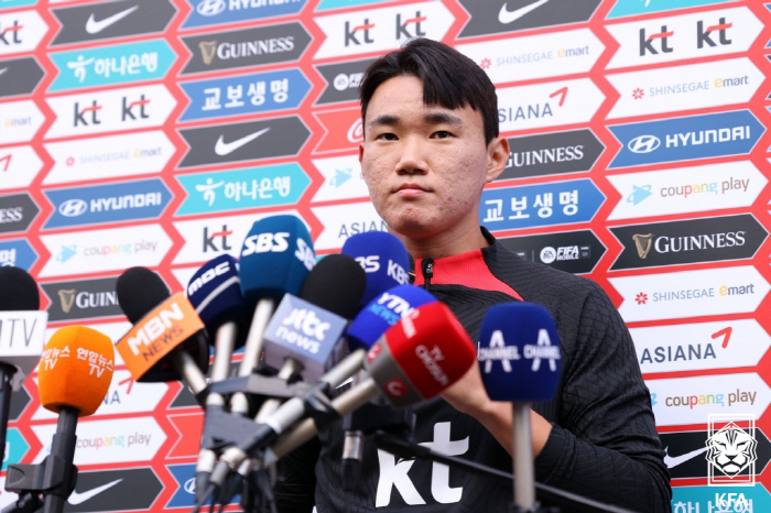 "여친 남아라" 5골 6도움 현시점 대한민국 최고의 유럽파...1년 만에…