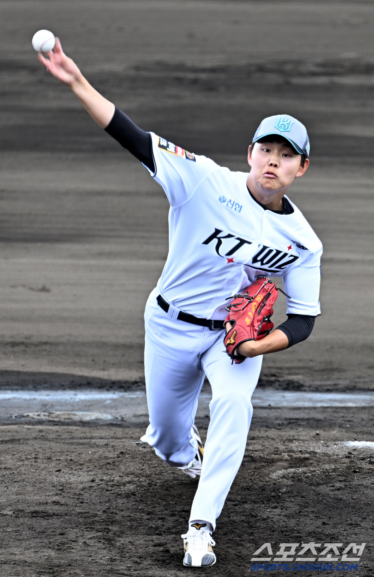 "내 투심 알고도 땅볼." 13승 FA가 떠났는데 여전히 우승후보인 이유…