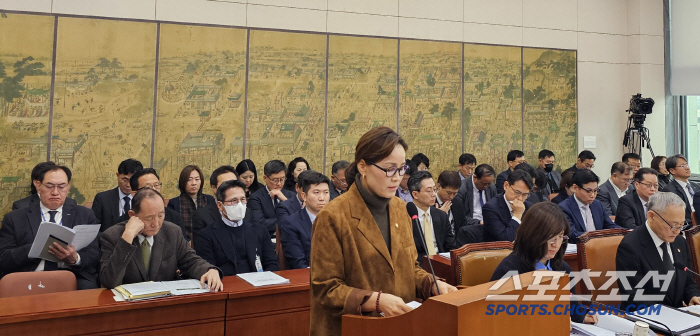 "체육계,주도적 변화의 시작" 유승민 대한체육회장,국회 문체위 첫출석 인…