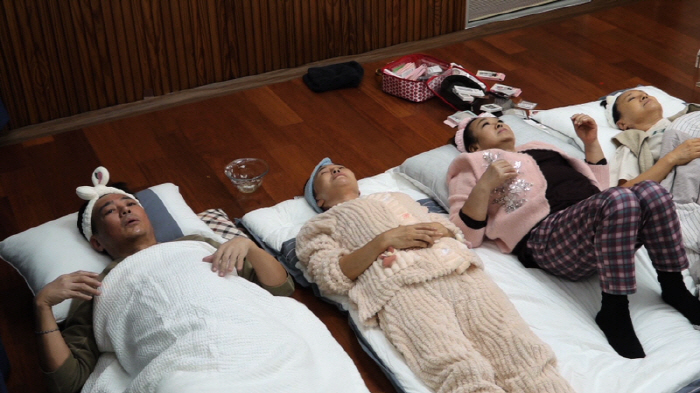 김청, 하차 당시 심경고백 "누구와 같이 사는게 처음, 미숙했다…하차後 …
