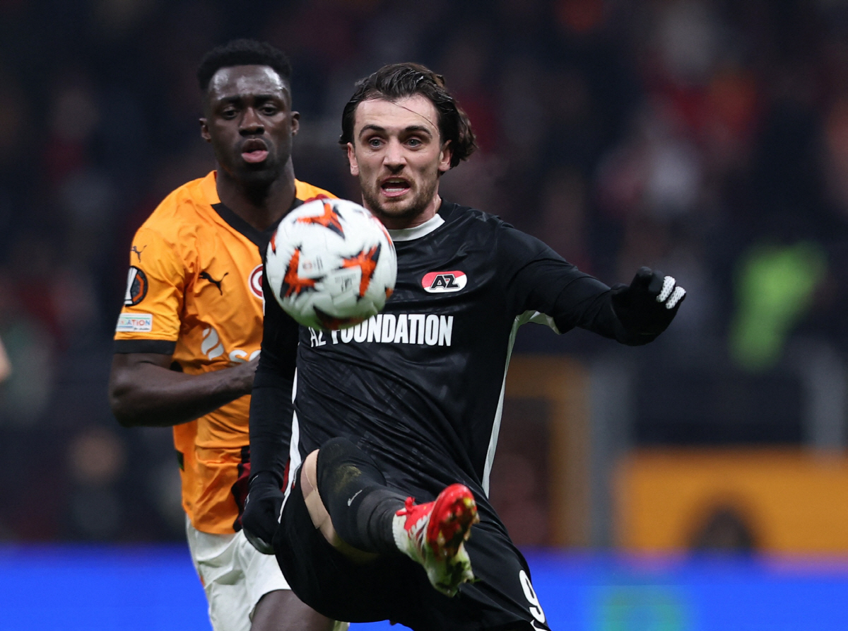 포스테코글루+레비 왜 날 버렸어!...임대 떠돌다 방출된 최고 유망주 1…