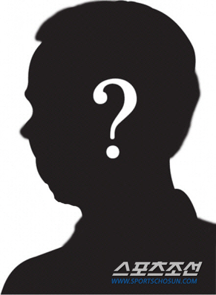 인기 셰프 A씨, 과실치상 혐의 피소…"레스토랑 통창 깔린 피해자 380만 합의금 거부"[종합]