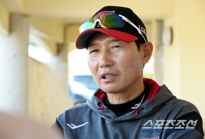 "절대적으로 성공률." 드론까지 띄워 도루 훈련. 62.2%→68.4%→올해는. 염갈량 "목표는 75%, 내 맘속은 80%"[오키나와 코멘트]