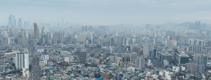 3월 미세먼지 '총력대응'…올바른 보건용 마스크 사용법은?
