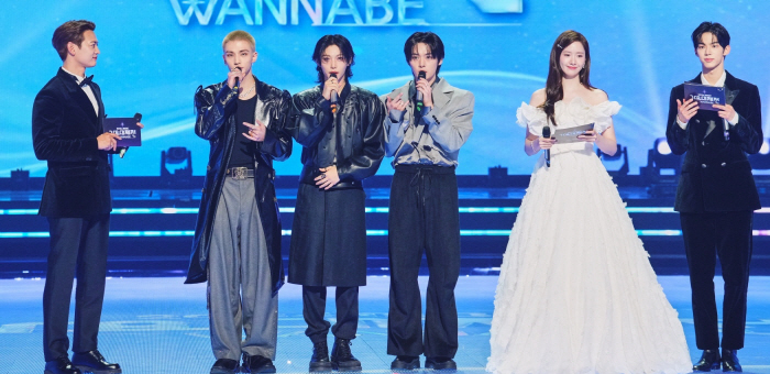 [단독]'음중' PD "음방은 K팝 산업의 한부분, 출연팀 모두 소중"(…