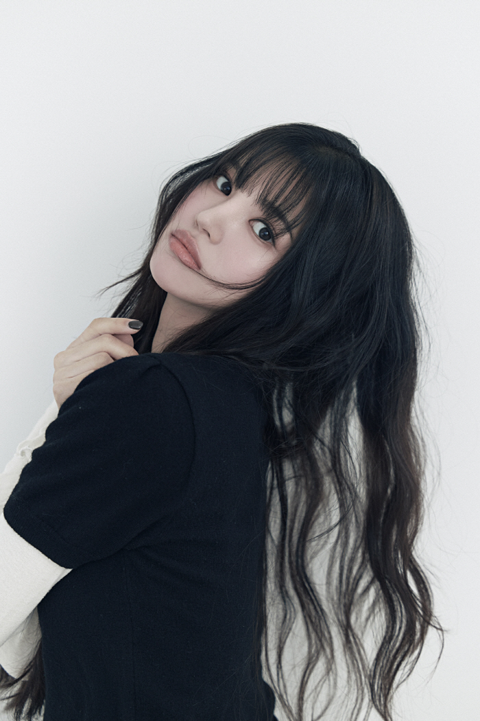 ♥유병재와 열애설 두달만..안유정, 개명후 연예계 진출..케이플러스 전속…