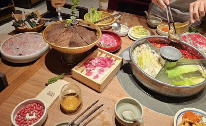 "월급 100만원 미만이면 우리 식당 오지 마", 논란 일자 "오해"