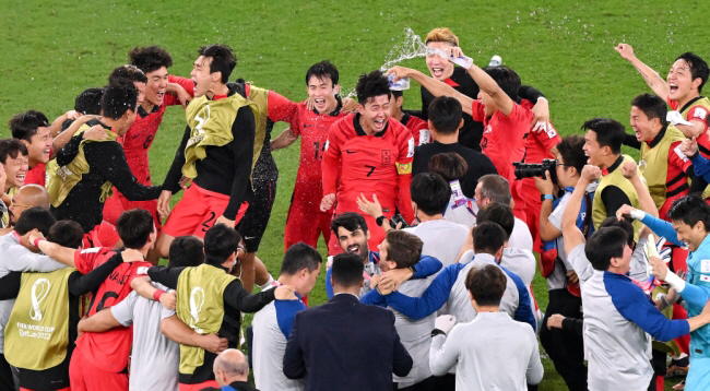 '미쳤다 FIFA 차이나 머니에 눈 돌아간 FIFA, 2030월드컵 참가…