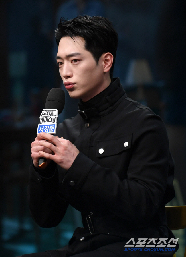 ‘언더커버 하이스쿨’ 서강준, 국정원 요원→고교생 1인 2역 찰떡 소화 …