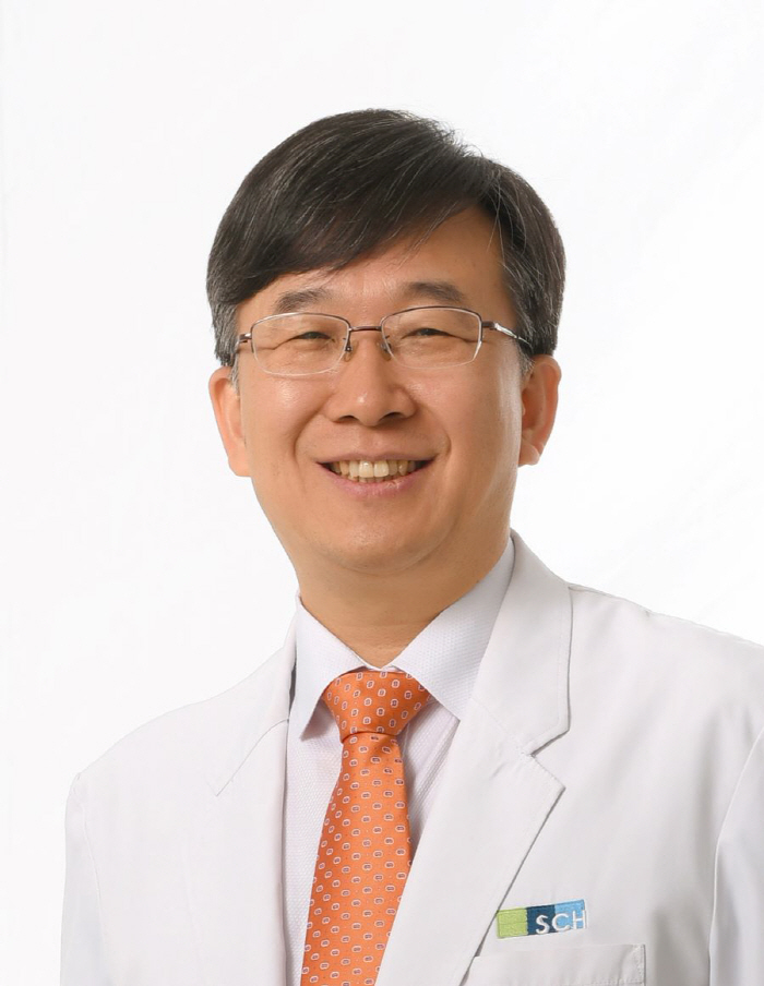 계단 오르거나 옷 벗을 때 가쁜 숨, '만성폐쇄성폐질환' 의심
