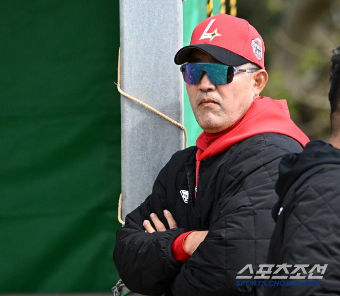 졸지에 심경 고백한 피치클락 1호 위반자 "감독님 피해서 사우나도 저녁에…