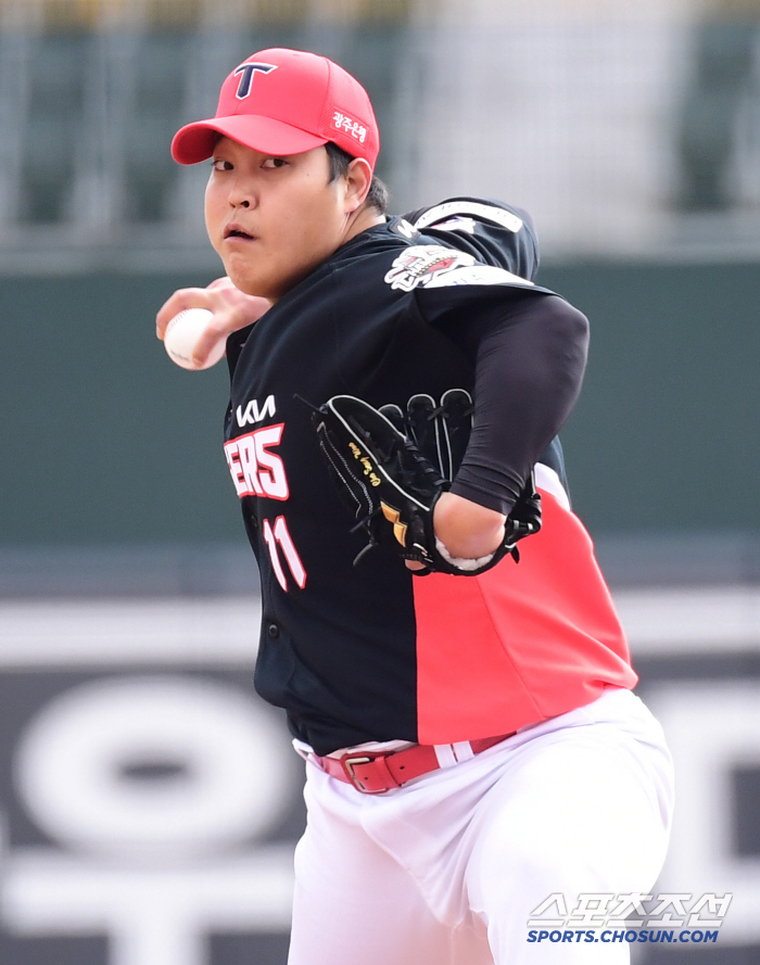 1,4R+10억원까지 들였는데 장타 볼넷 폭투→BS 패전…그런데 사령탑은…