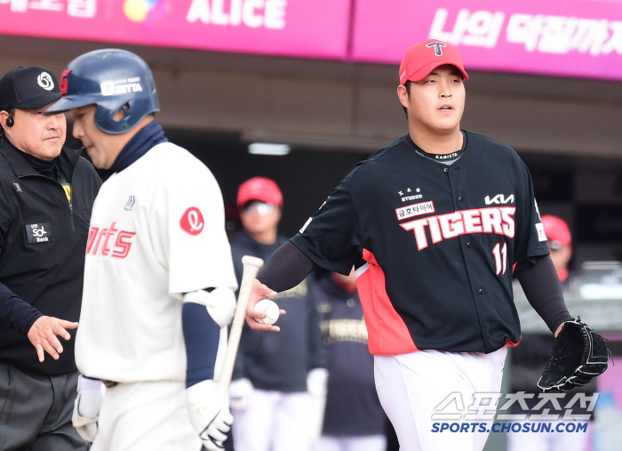 1,4R+10억원까지 들였는데 장타 볼넷 폭투→BS 패전…그런데 사령탑은…