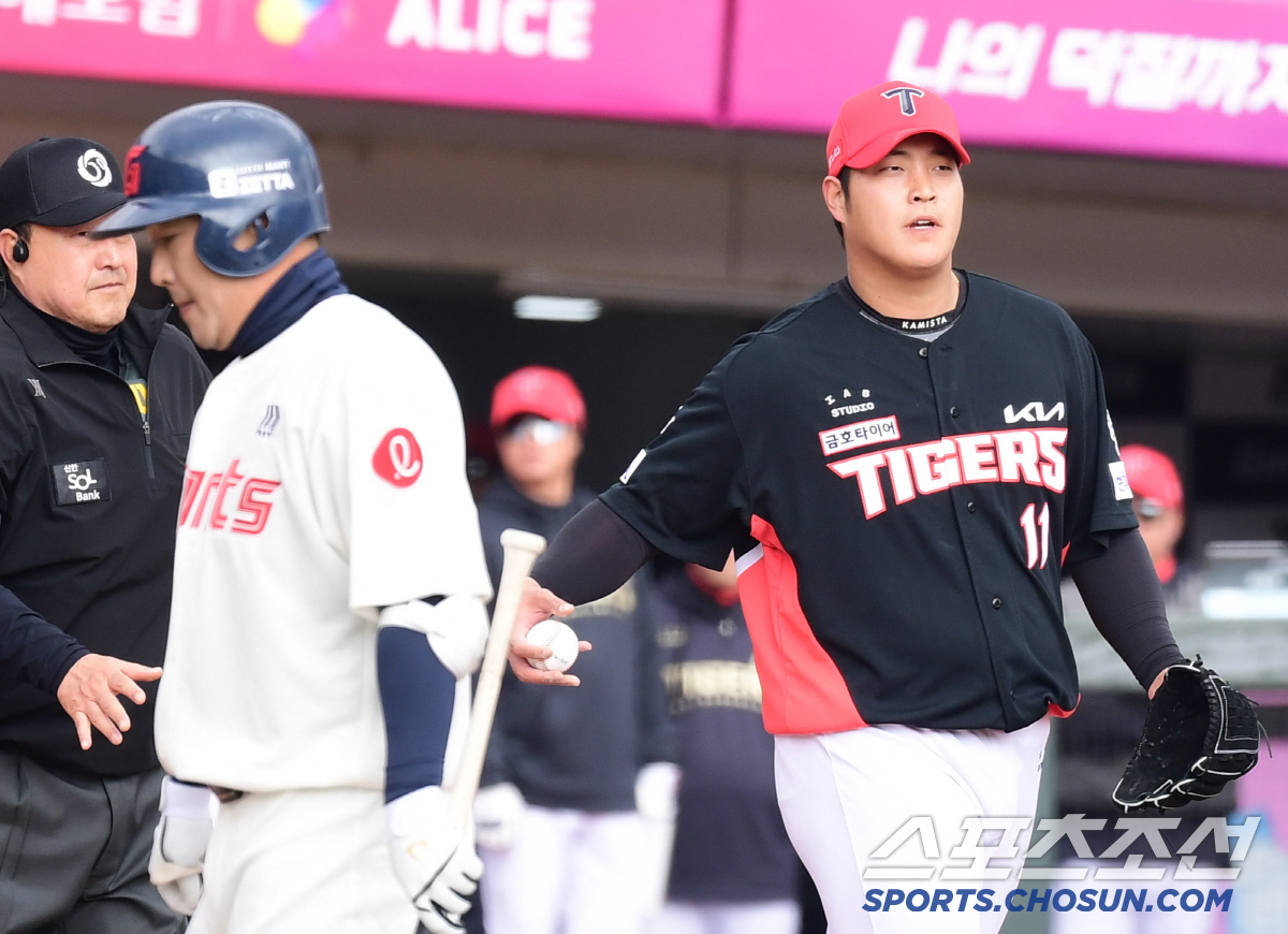 1,4R+10억원까지 들였는데 장타 볼넷 폭투→BS 패전…그런데 사령탑은…
