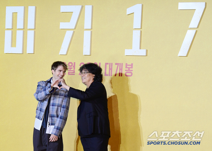 [SC이슈] "경쟁 없는 1위"…봉준호 '미키17' 韓200만 돌파→美첫…